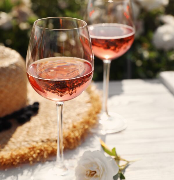 Cava Garnelis Corfu picture of wine glasses